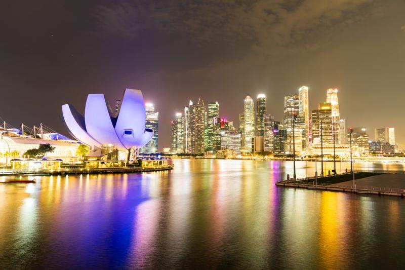 Singapore city skyline at Marina Bay